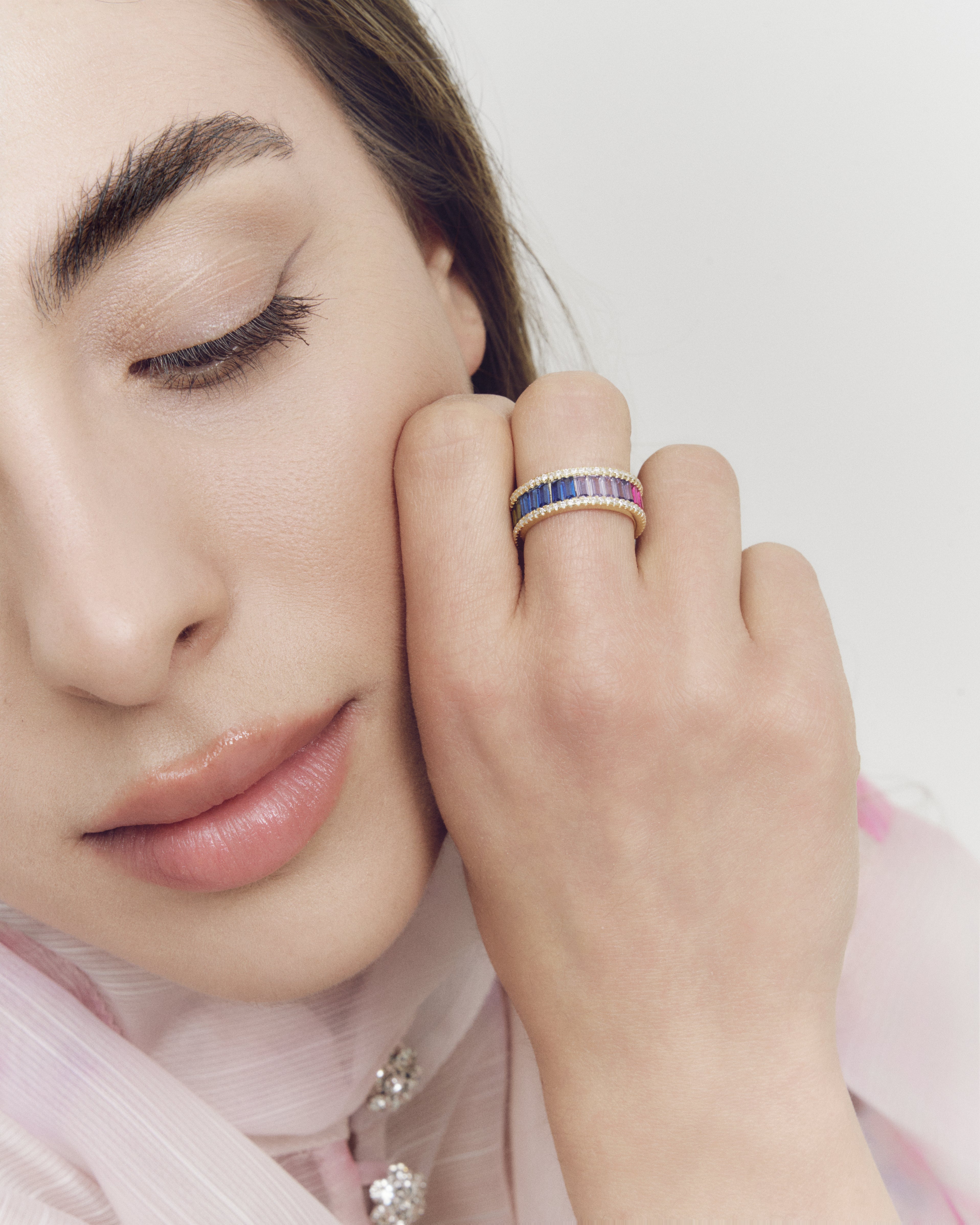 Anello Vera a Giro Antonia