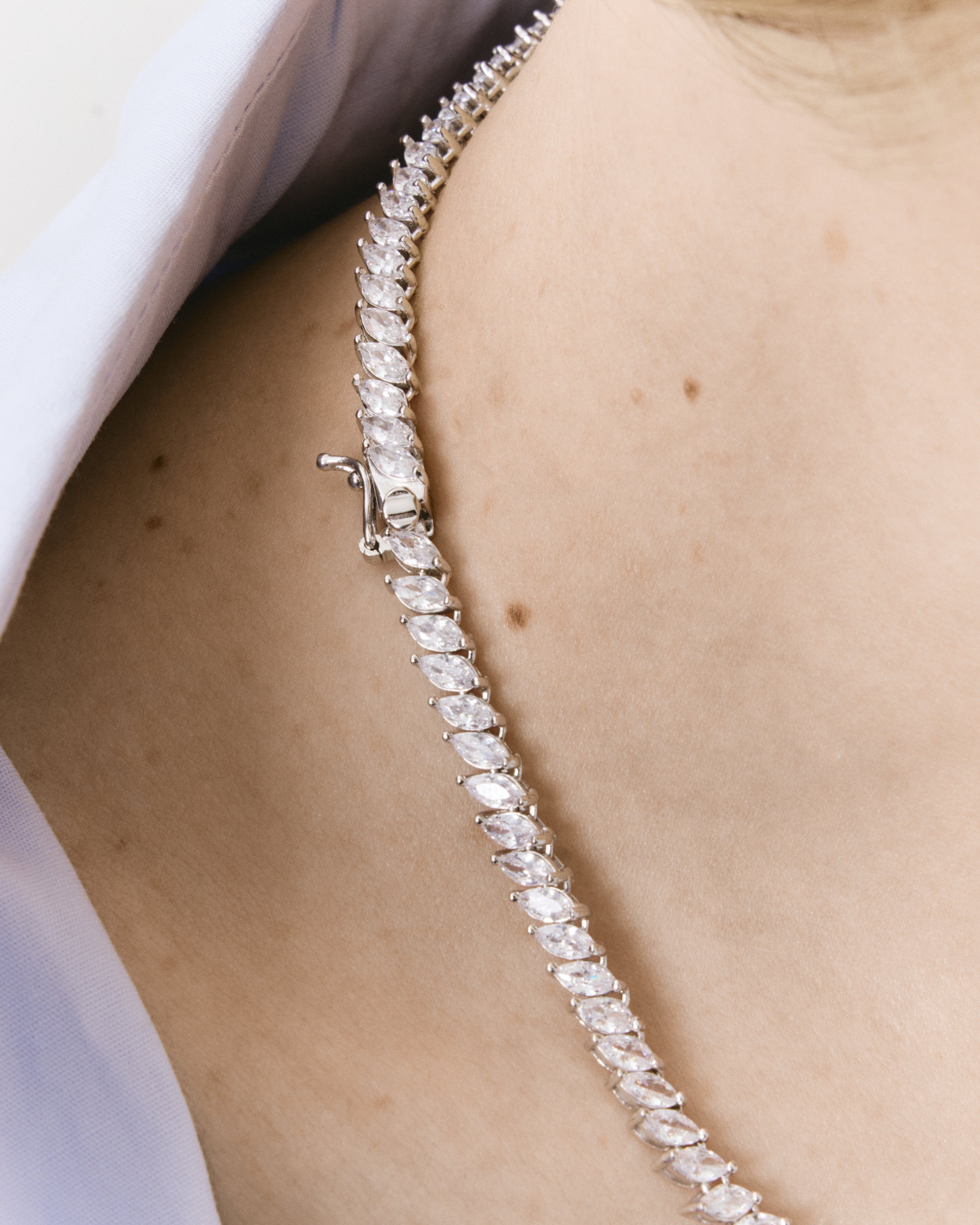 Collier Navette